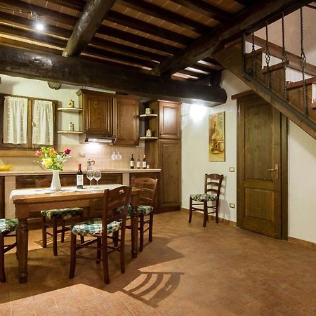 카스타니에토카르두치 Borgo Rurale San Giusto 게스트하우스 외부 사진