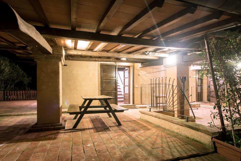 카스타니에토카르두치 Borgo Rurale San Giusto 게스트하우스 외부 사진